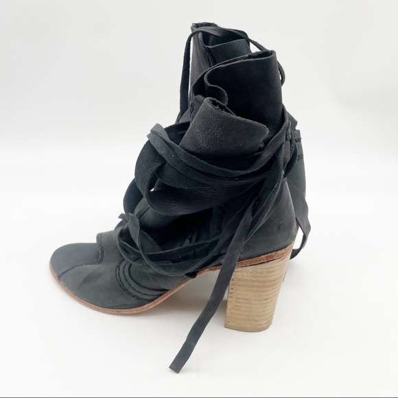 Free People Daydream Booties. Size 7 - Picture 6 of 10